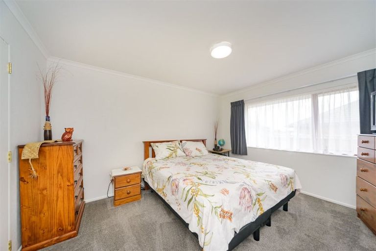 Photo of property in 21 Parnell Heights Drive, Kelvin Grove, Palmerston North, 4414