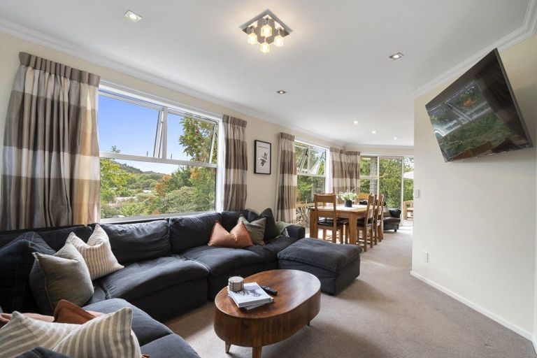 Photo of property in 4 Feltham Street, Hunterville, 4730