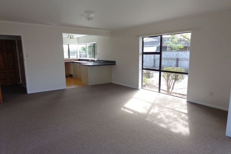 Photo of property in 205 Fitzherbert Avenue, West End, Palmerston North, 4410