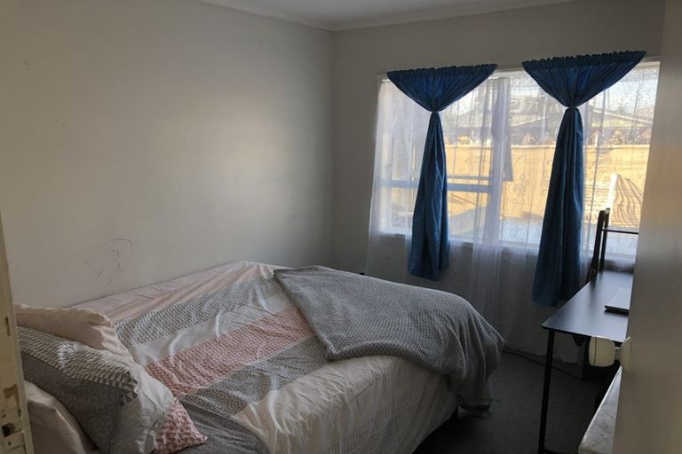 Photo of property in 3/92 Kenderdine Road, Papatoetoe, Auckland, 2025