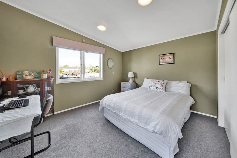 Photo of property in 34 Hunter Street, Hawera, 4610