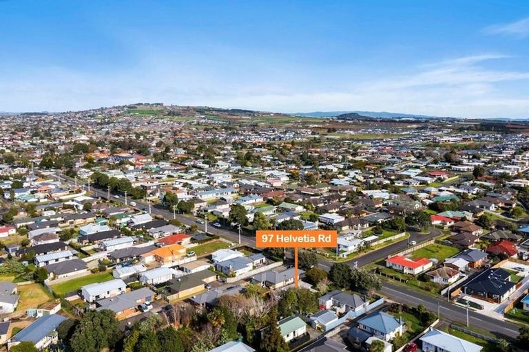 Photo of property in 97 Helvetia Road, Pukekohe, 2120