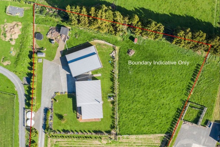 Photo of property in 112 Gladstone Road, Levin, 5571