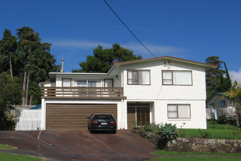 Photo of property in 19 Evans Road, Glen Eden, Auckland, 0602