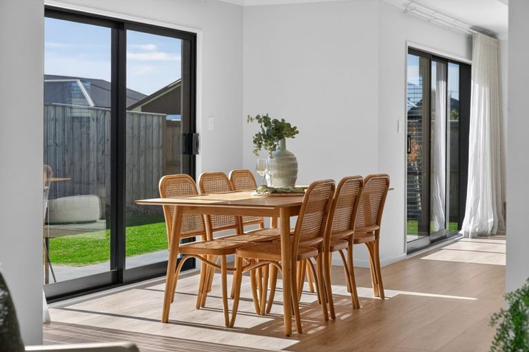 Photo of property in 49 Watkins Drive, Rangiora, 7400