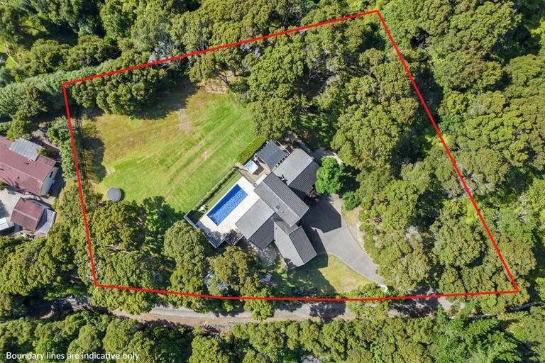 Photo of property in 251 Kaipara Road, Papakura, 2582