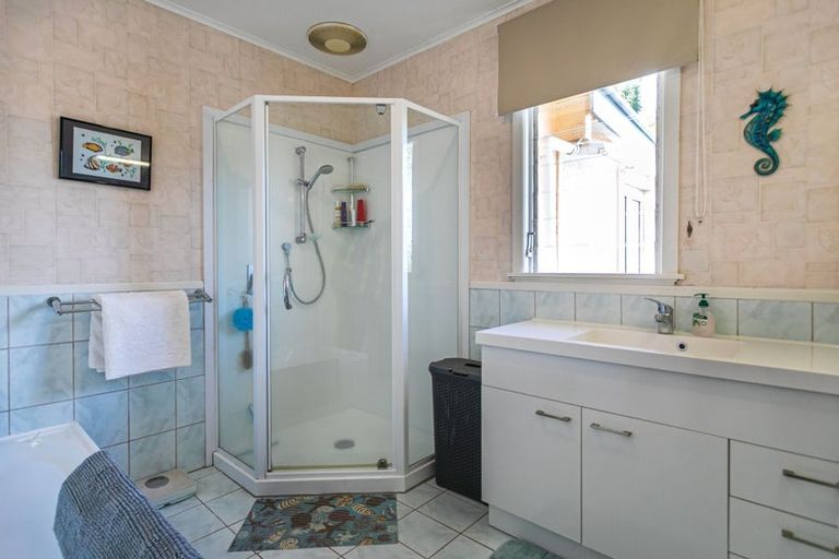 Photo of property in 45 James Street, Coromandel, 3506