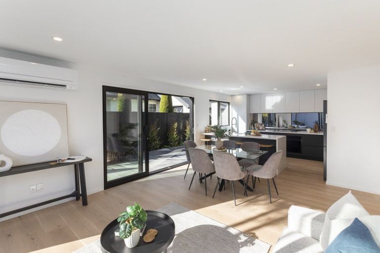 Photo of property in 2/61 Murray Place, St Albans, Christchurch, 8014