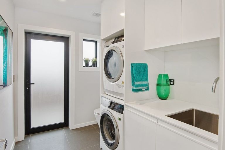 Photo of property in 10 Evesham Crescent, Spreydon, Christchurch, 8024