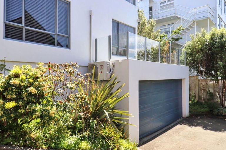 Photo of property in 89u3 Washington Avenue, Brooklyn, Wellington, 6021