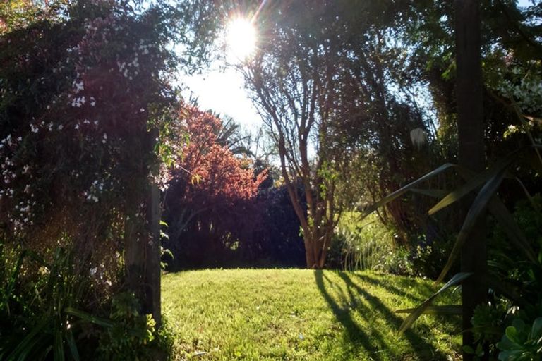 Photo of property in 15 Gray Avenue, Paraparaumu Beach, Paraparaumu, 5032