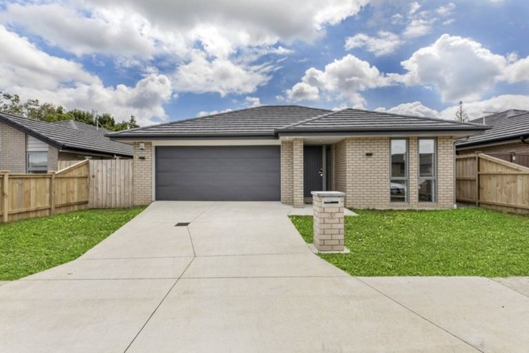 Photo of property in 22 Makatiti Street, Pukekohe, 2120