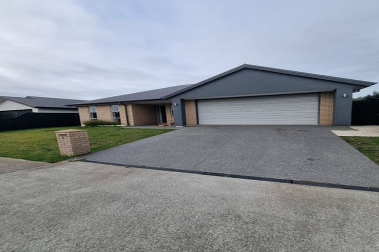 Photo of property in 36 Aroha Street, Pegasus, 7612