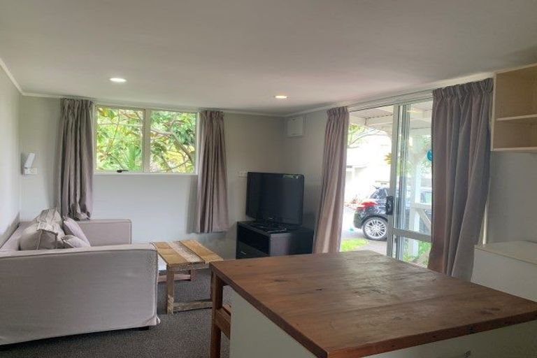 Photo of property in 1291 Old North Road, Helensville, 0875