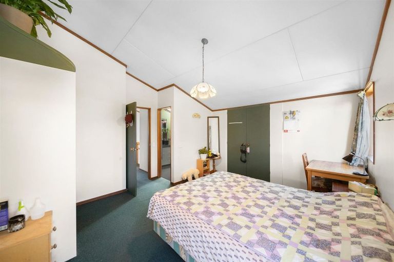 Photo of property in 98 Mount Iron Drive, Wanaka, 9305