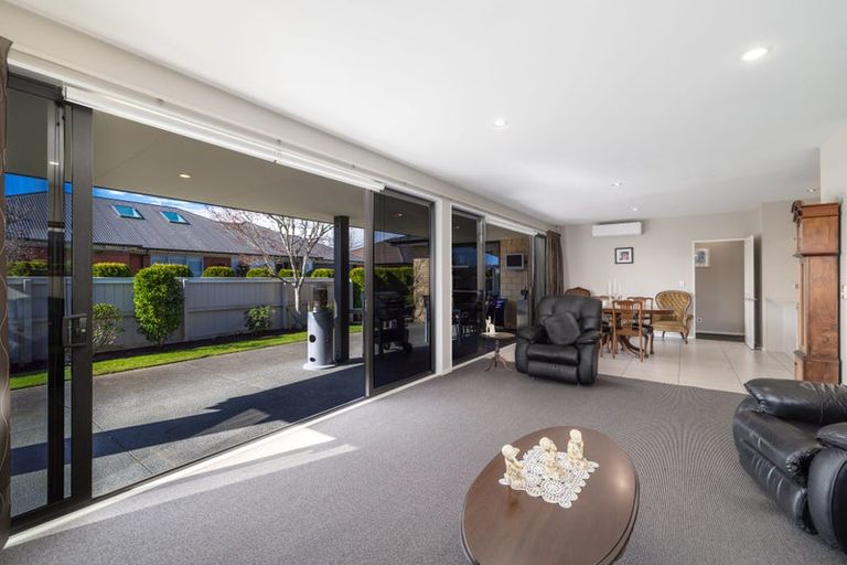 Photo of property in 11 Waterford Avenue, Northwood, Christchurch, 8051
