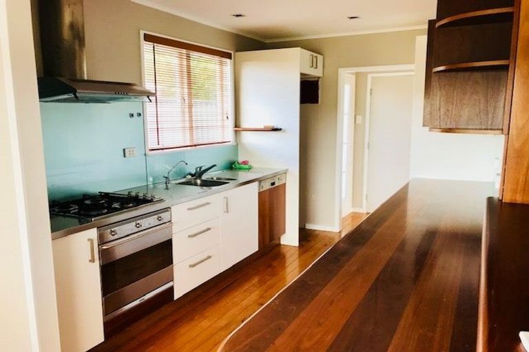 Photo of property in 5 Infidel Place, Torbay, Auckland, 0630