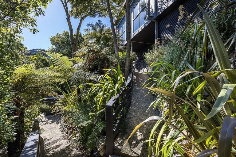 Photo of property in 8a Doon Street, Vauxhall, Dunedin, 9013