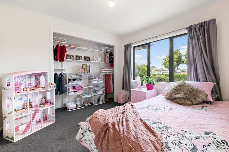 Photo of property in 21 Kelvin Road, Papakura, 2110