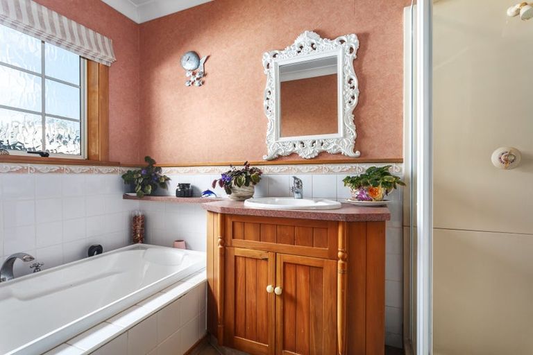 Photo of property in 24 Peace Street, Whakatane, 3120