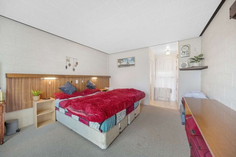 Photo of property in 15 Burnby Place, Te Anau, 9679