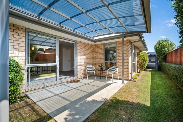 Photo of property in 37 Longcot Drive, Rolleston, 7615