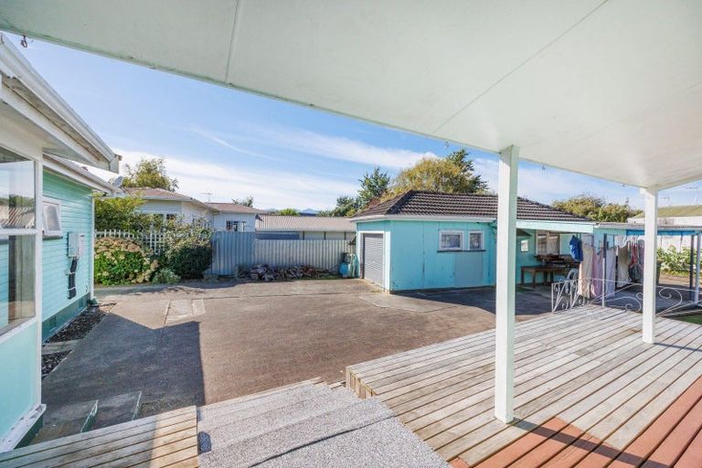 Photo of property in 11 Hannan Street, Levin, 5510