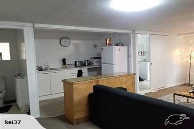 Photo of property in 151 Don Buck Road, Massey, Auckland, 0614