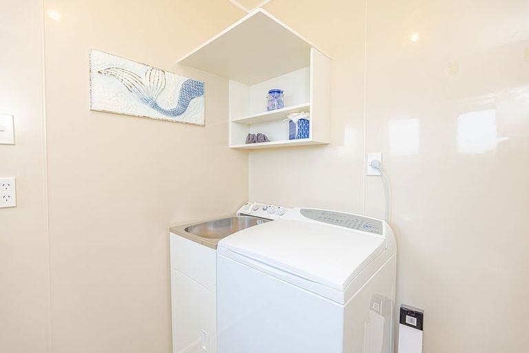 Photo of property in 30 Seafront Road, Castlecliff, Wanganui, 4501