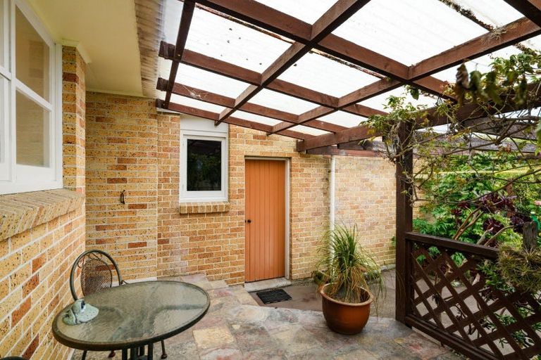 Photo of property in 14 Innes Place, Roslyn, Palmerston North, 4414