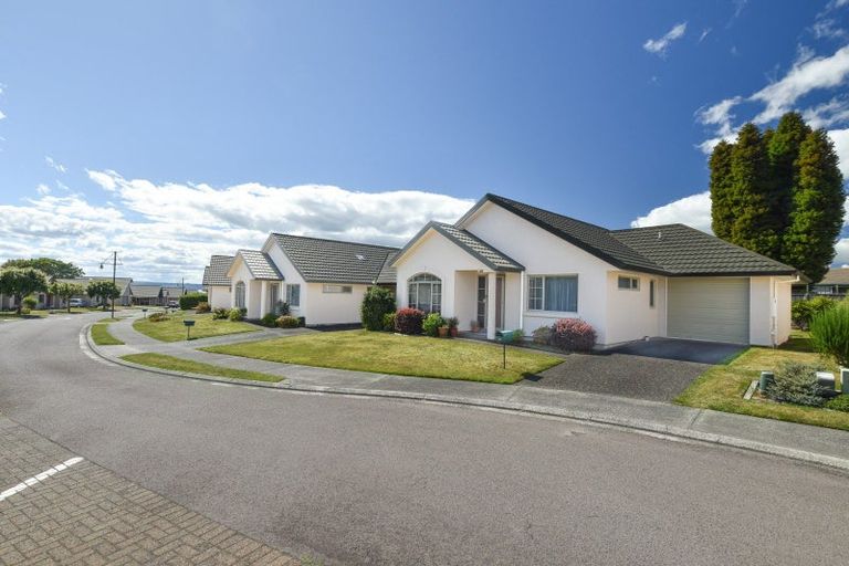 Photo of property in 285unit Vaughan Road, Owhata, Rotorua, 3010