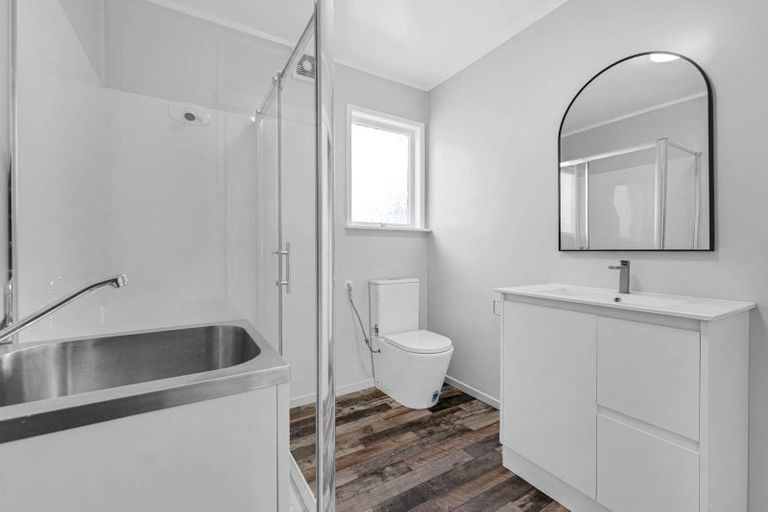Photo of property in 1/116 Beaumonts Way, Manurewa, Auckland, 2102