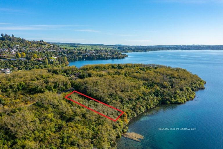 Photo of property in 69 Parawera Drive, Acacia Bay, Taupo, 3330