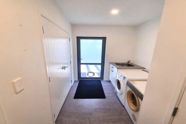 Photo of property in 6 Laly Haddon Place, Matakana, Warkworth, 0985