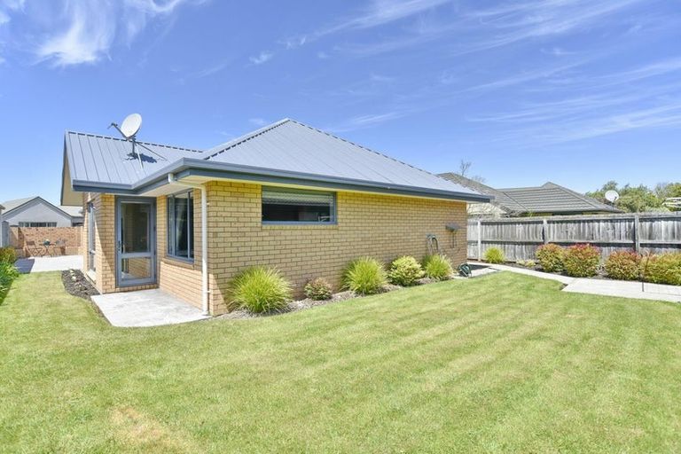 Photo of property in 14 Matawai Close, Rangiora, 7400