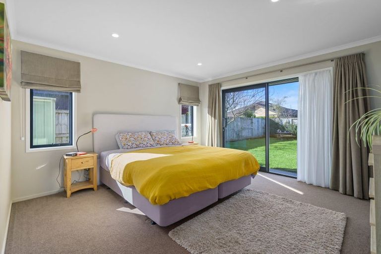 Photo of property in 24 Lilac Close, Cambridge, 3434