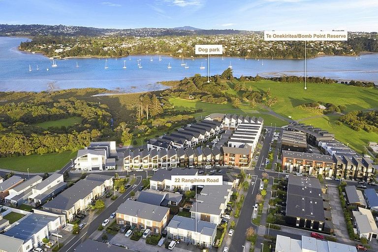 Photo of property in 22 Rangihina Road, Hobsonville, Auckland, 0616