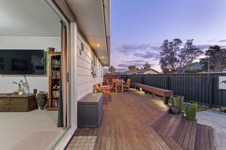 Photo of property in 47a Kawaha Point Road, Fairy Springs, Rotorua, 3015