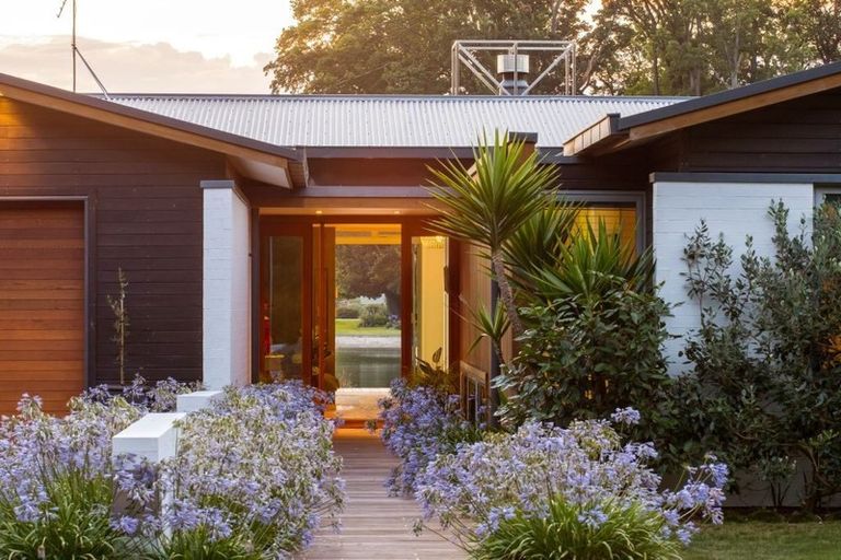 Photo of property in 23 Palmview Drive, Rangiora, 7400