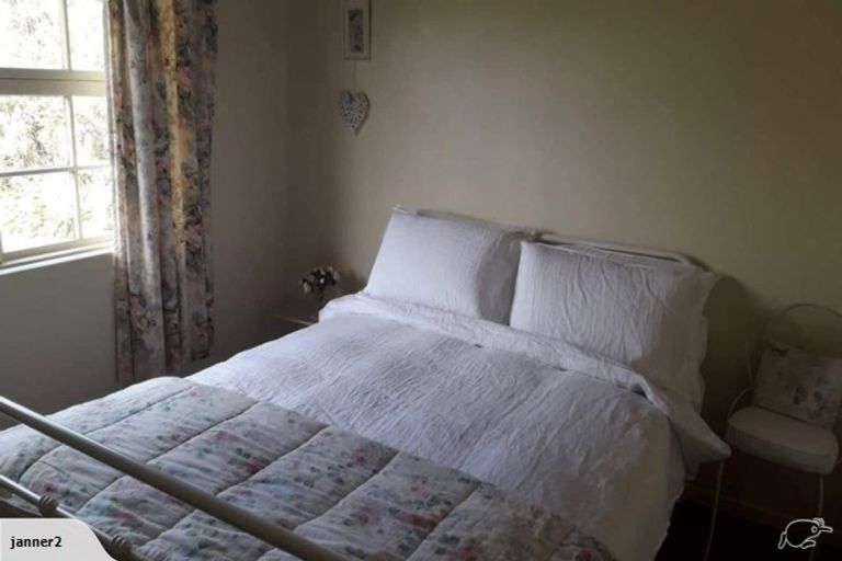 Photo of property in 58 Jellicoe Street, Martinborough, 5711
