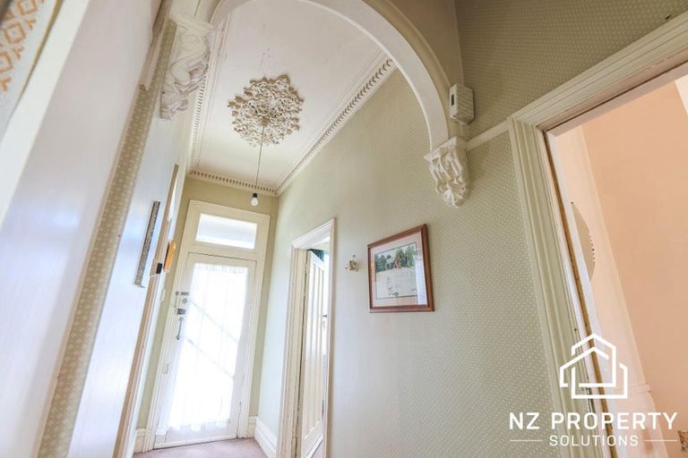 Photo of property in 230 Macandrew Road, Forbury, Dunedin, 9012
