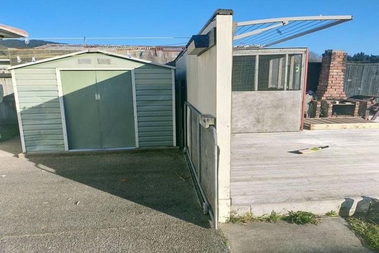 Photo of property in 49 Hyde Street, Wainuiomata, Lower Hutt, 5014