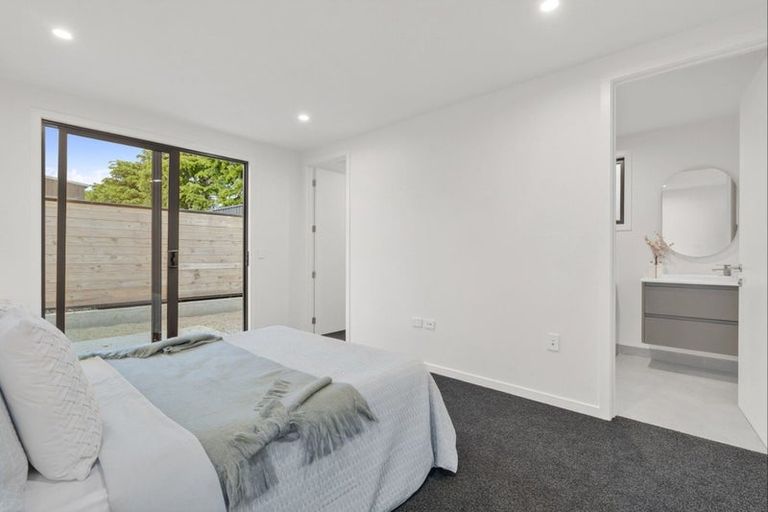 Photo of property in 10 Kamana Rise, Wanaka, 9382