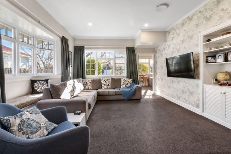 Photo of property in 108 Knowles Street, St Albans, Christchurch, 8052