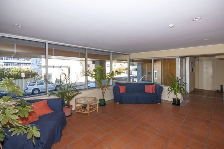 Photo of property in Capital Hill Apartments, 11/54u Hill Street, Thorndon, Wellington, 6011
