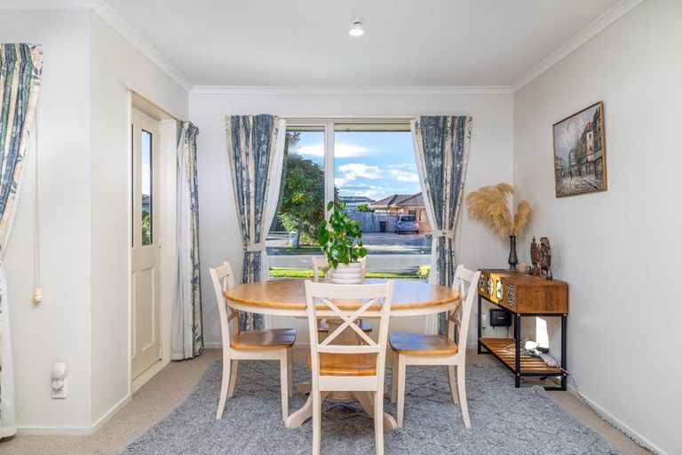 Photo of property in 1 Baltic Place, Northwood, Christchurch, 8051