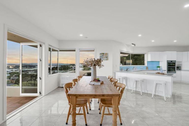 Photo of property in 126 Cannon Hill Crescent, Mount Pleasant, Christchurch, 8081
