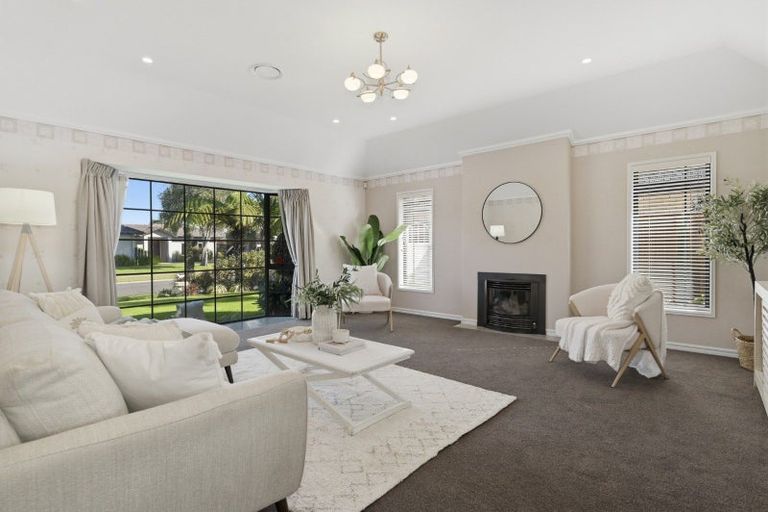 Photo of property in 52 Matemuri Drive, Papamoa Beach, Papamoa, 3118