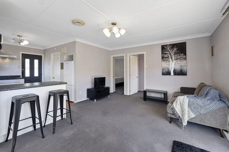 Photo of property in 15a Naumai Place, Spotswood, New Plymouth, 4310