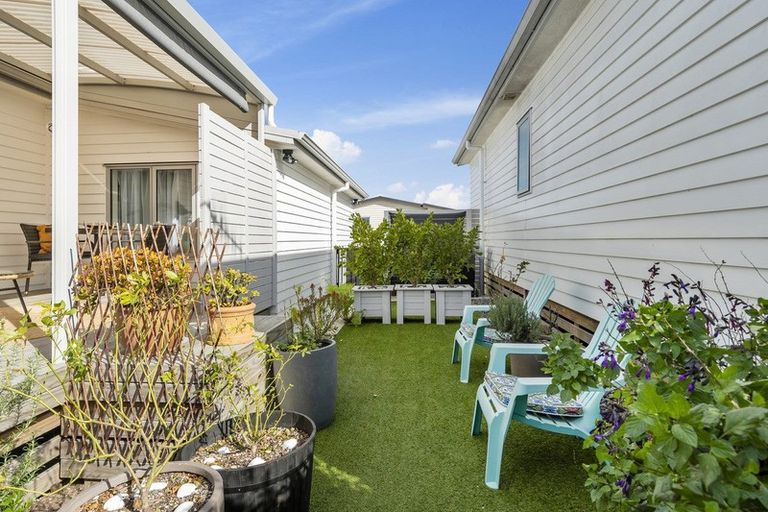 Photo of property in 315/11 Kamahi Crescent, Papamoa Beach, Papamoa, 3118